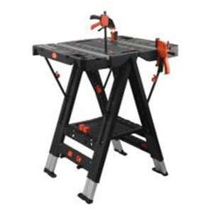 Banco da lavoro pieghevole nero e arancione con morsetti, 70x55x69 cm. Ideale per officina e cantiere.