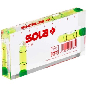 Sola Mini-Wasserwaage R 100 aus Acrylglas mit drei Libellen und Skala.