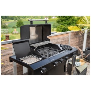 Outdoorchef Grillstation Heat C-335: Grill a gas con griglie in ghisa e blazing zone per alte temperature.