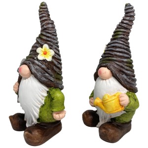 Dekorative Gartenfiguren: Zwei Terrakotta Wichtel, 22,5 cm hoch, mit Gießkanne und Blume.