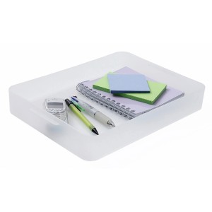 Box contenitore trasparente Rotho Box Pure A4 con articoli da ufficio.