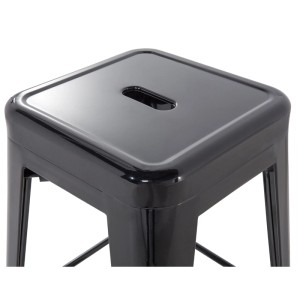 Gros plan : Tabouret de bar Beliani Cabrillo en métal noir, lot de 2. Empilable, style industriel.