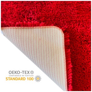 Tappeto bagno rosso Spirella Highland (60x90 cm) con pelo e rivestimento antiscivolo.