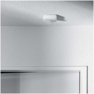 Rilevatore di movimento Steffen Quad bianco IR 360° per montaggio a soffitto interno.