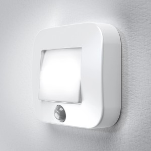 Luce notturna Ledvance LED Nightlux Hall bianca con sensore di movimento a parete.