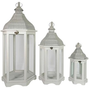 Trois lanternes hexagonales en bois blanc de différentes tailles. Lanternes décoratives pour intérieur et extérieur.