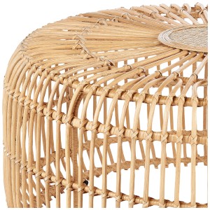Gros plan : Table basse en rotin Randazzo, beige, Ø 85 cm. Style bohème pour salon et patio.