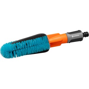 Brosse pour vélo bleue Gardena Cleansystem avec poils et éponge pour le nettoyage du vélo.