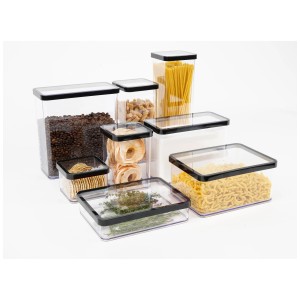 Contenitori per alimenti Rotho Premium Loft di diverse dimensioni con coperchi neri.