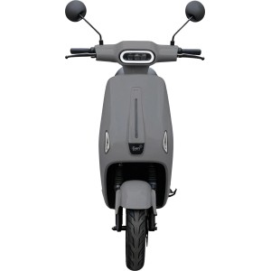 Grauer Gen2 Moblity E-Scooter Neo von vorne, mit LED-Licht und Rückspiegeln. Moderner E-Scooter.