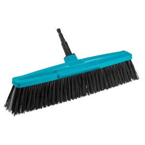 Scopa da strada Gardena Combisystem con testa blu e setole nere per giardino e cortile.