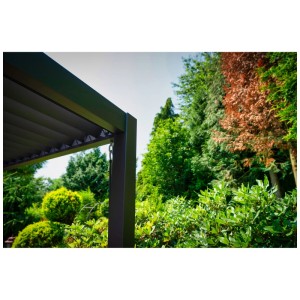 Dettaglio: Pergola Colibri, alluminio, antracite, lamelle orientabili. Gazebo da giardino.