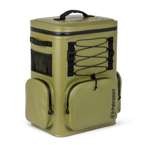 Petromax Kühlrucksack 27 l Olive: Isoliert bis zu 8 Tage, mit Zubehör-Halterungen.