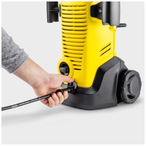 Nettoyeur haute pression Kärcher K 3 Home jaune avec raccord de tuyau.