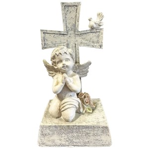 Sitzende Engelfigur aus Polyresin in Grau mit Kreuz und Taube, 18,5 cm hoch. Grabdeko.