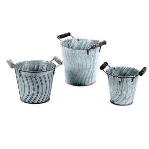 Set di tre vasi in zinco bianco lavato (Decofinder Wave) con manici in legno. Ideali come vasi da fiori.