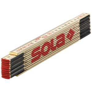 Sola mètre pliant en bois H 2.4/12, plié. Outil de mesure en bois avec lettrage rouge.
