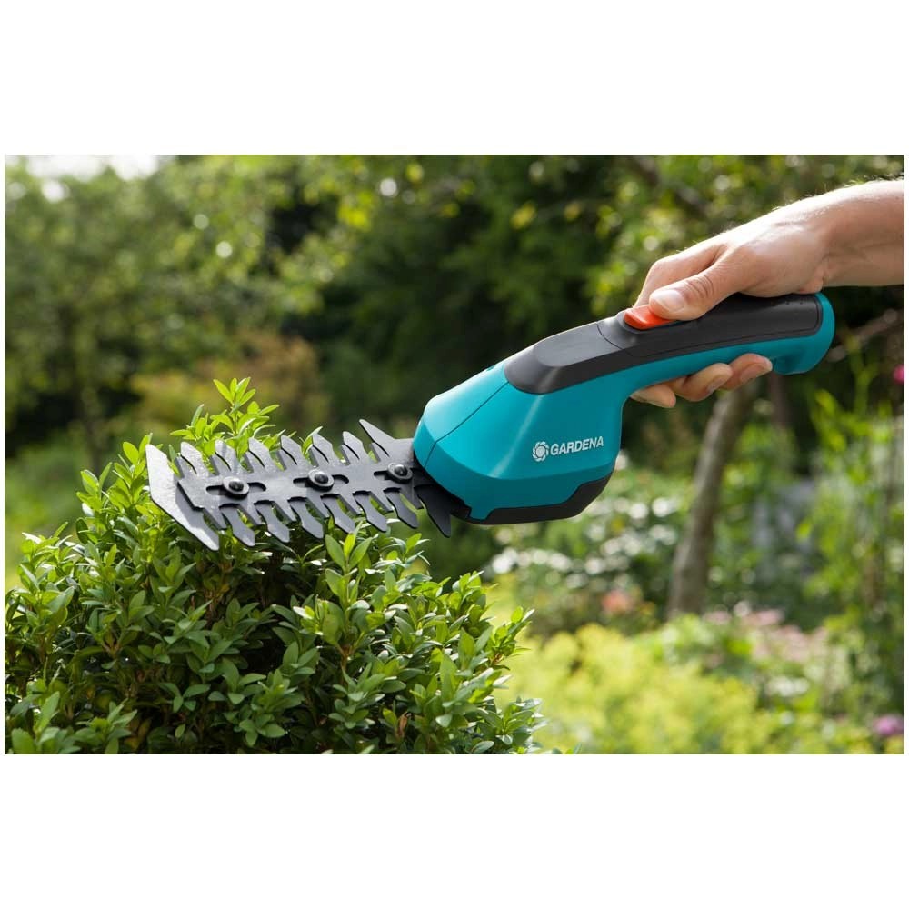 Gardena AkkuGrasschere AccuCut Li und Strauchmesser 2in1AktionsSet