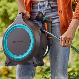 Gardena Avvolgitubo MoveMatic 12,5 m, mobile e compatto con tubo e pistola.