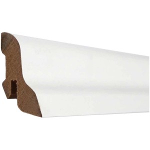 Plinthe blanche Classic 40 (40x21 mm) avec passage de câbles, longueur 2,4 m.