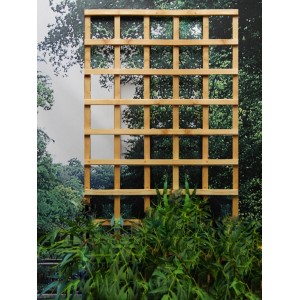 Grigliato rettangolare in larice naturale, ideale come supporto per piante da giardino.