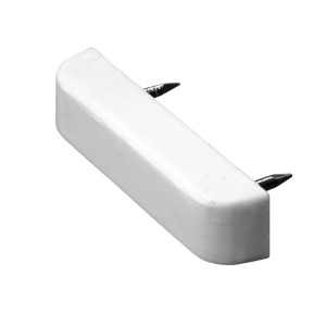 Support d'étagère blanc avec clous pour étagères.