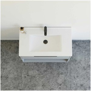 Set mobili bagno Dansani NOW, blu chiaro rigato, con lavabo, mobile sottolavabo e rubinetto nero.