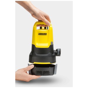 Prefiltro Kärcher per pompa ad immersione, protegge dallo sporco grossolano, facile da installare.