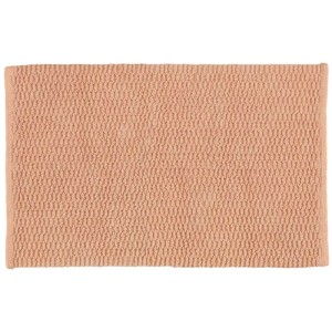 Tappeto bagno Wenko Mona in cotone color nude con rivestimento antiscivolo.