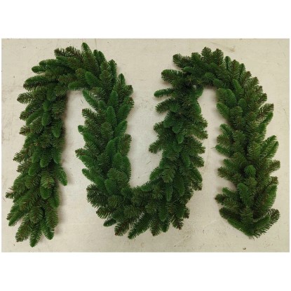 Girlande Warmweiss mit Batteriebox 70 LEDs Ø 30 cm / Länge 270 cm