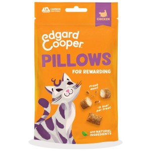Edgard & Cooper snack gatto Pillows pollo 60g. Confezione arancione con gatto, croccanti bocconcini ripieni.