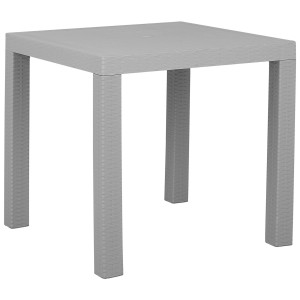 Quadratischer, hellgrauer Beliani Gartentisch Fossano in Rattanoptik, 80x80 cm.