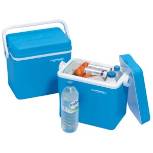 Campingaz Kühlbox Isotherm Extreme 17L, blu. Due borse frigo, una aperta con contenuto, accessorio da campeggio.