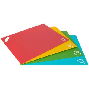 Nouvel Schneidebretter Set, 4 flexible Kunststoffbretter in Rot, Gelb, Grün und Türkis.