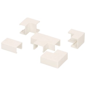 Ensemble de connecteurs blancs pour goulottes de câbles 12x7 mm pour une installation flexible.
