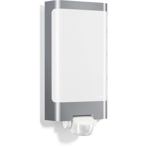 Applique murale d'extérieur à LED Steinel L 240 S en acier inoxydable avec détecteur de mouvement.