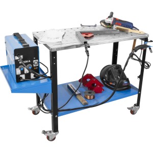 Güde MST 915 plus: Tavolo da saldatura mobile con piastra forata, saldatrice e accessori su ruote.