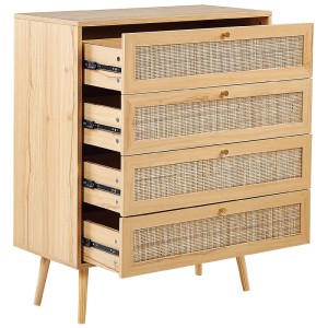 Commode Beliani Perote, marron clair, avec rotin et quatre tiroirs.