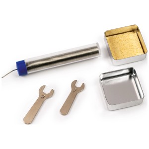 Accessori per saldatore Dremel Versatip: stagno, spugna, chiavi inglesi.