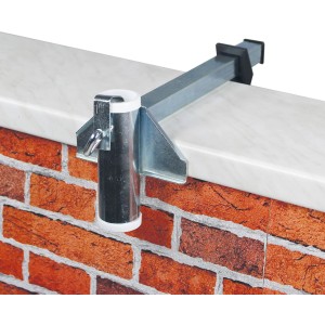 Support de parasol Videx Garden pour muret, galvanisé, pour une installation facile sans perçage.
