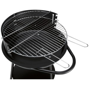 Barbecue rond à charbon noir avec pare-vent et grille chromée.