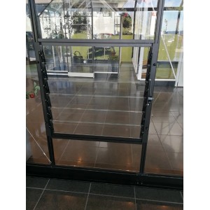 Ventola a lamelle Halls nera per serre Qube & Qube+, garantisce una ventilazione ottimale.