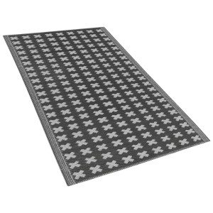 Beliani Outdoor-Teppich Rohtak Schwarz 90x180 cm aus Polypropylen mit hellem geometrischem X-Muster. Wasserbeständig.