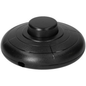 Interrupteur à pied noir, 1 pôle, pour allumer et éteindre les lampes.