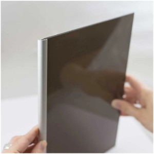 Breuer Abschlussprofil für Rückwand, rund, Alu Silber matt, 255cm lang.