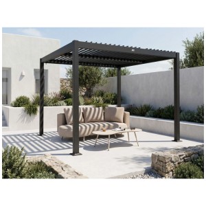 Schwarze Beliani Pergola Fornoli aus Aluminium mit verstellbaren Lamellen auf Terrasse, schützt vor Sonne. Terrassenüberdachung.