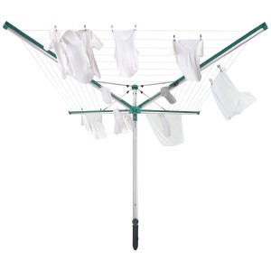 Stendibiancheria rotante Leifheit Linomatic 500 Deluxe con bucato, 50 m di filo, riavvolgimento automatico del filo.