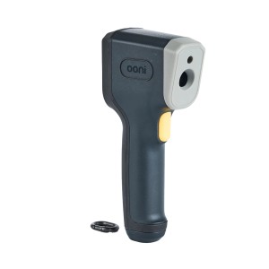 Thermomètre infrarouge numérique Ooni pour une mesure précise de la température lors de la cuisson au grill.