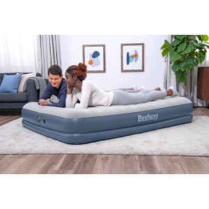 Letto gonfiabile matrimoniale Bestway (204x152x36 cm) con pompa elettrica, ideale per campeggio e casa.