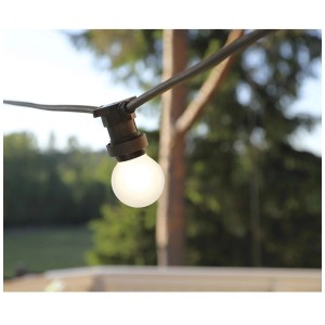 Ampoule LED Star Trading E27 G45 opale pour extérieur, lumière blanche chaude en guirlande lumineuse.